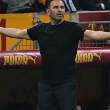 Okan Buruk’tan derbinin hakemine sert eleştiri