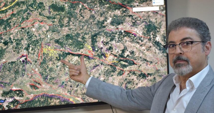 Profesör Sözbilir iki bölgeyi işaret etti: Birkaç ay deprem fırtınası yaşanacak