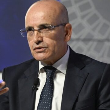 simsekin-dezenflasyon-turkusu-devam-ediyor-DbjwOk62.jpg Şimşek’in dezenflasyon türküsü devam ediyor