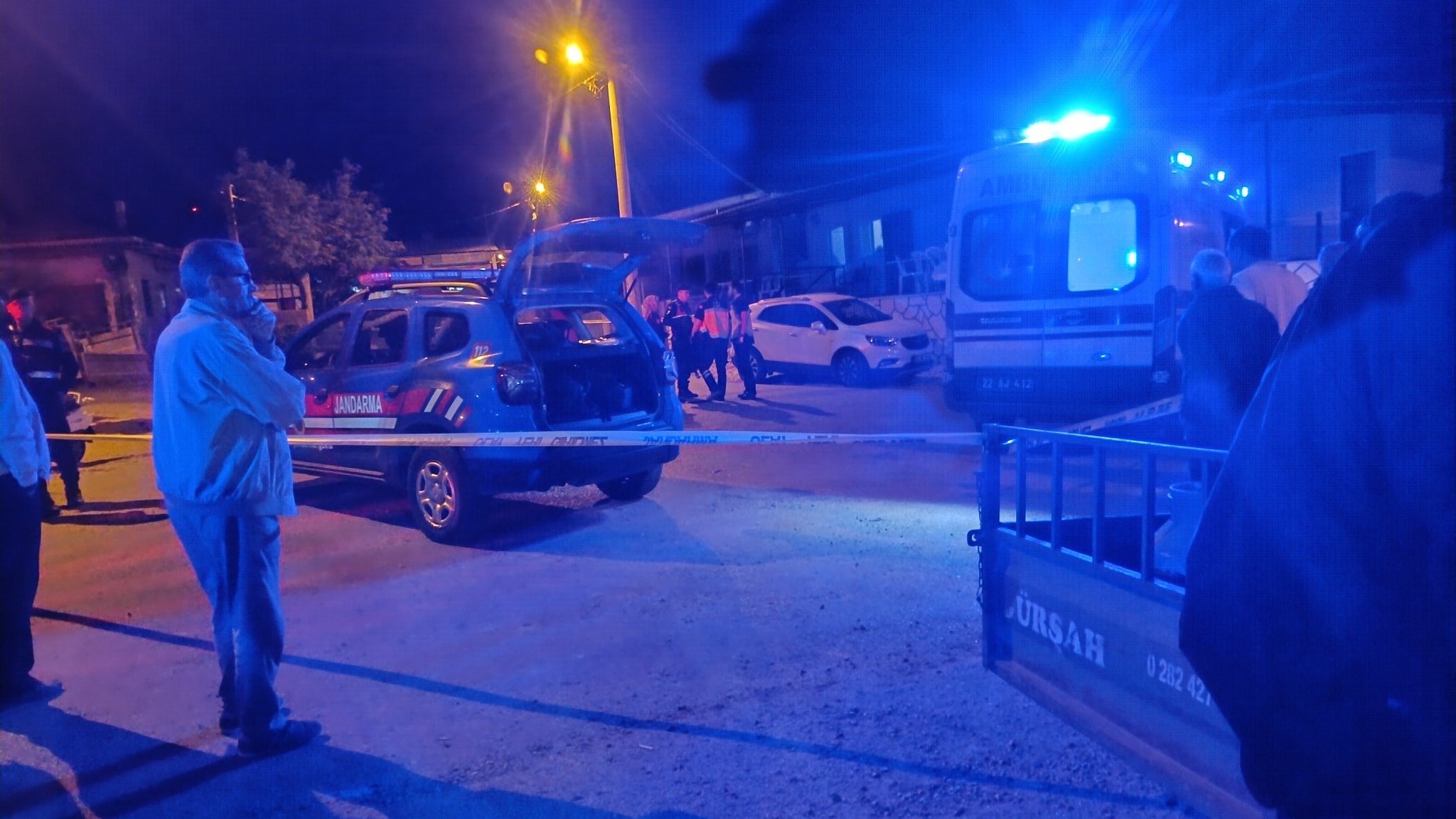 Sohbetle başladı, dehşetle bitti: 2 arkadaşını sokak ortasında katletti