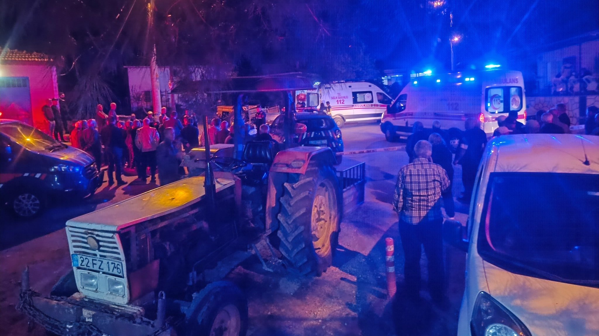 Sohbetle başladı, dehşetle bitti: 2 arkadaşını sokak ortasında katletti
