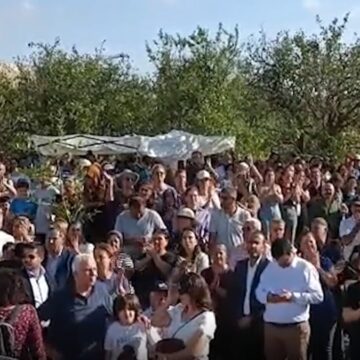 toki-icin-kamulastirmaya-halktan-sert-tepki-9ylfPJxF.jpg TOKİ için kamulaştırmaya halktan sert tepki