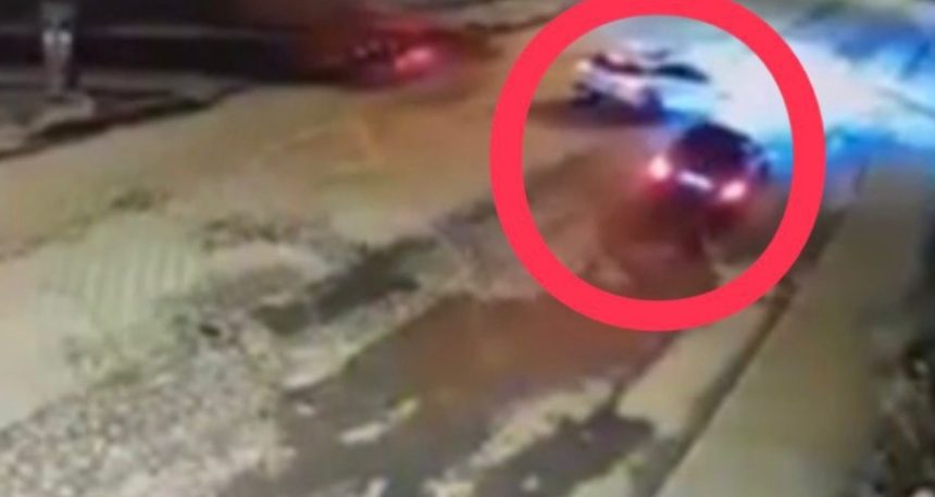 Alkollü yakalandı, polis aracına çarptı; 3 yaralı