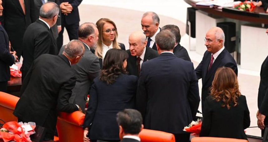 Apo’nun öne çıkması AKP’yi rahatsız etti