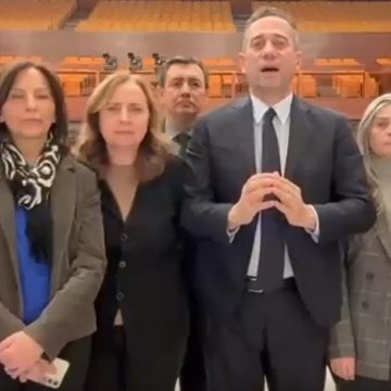 CHP’nin emekliler için başlattığı “Meclis’i terk etmeme” eylemi sürüyor