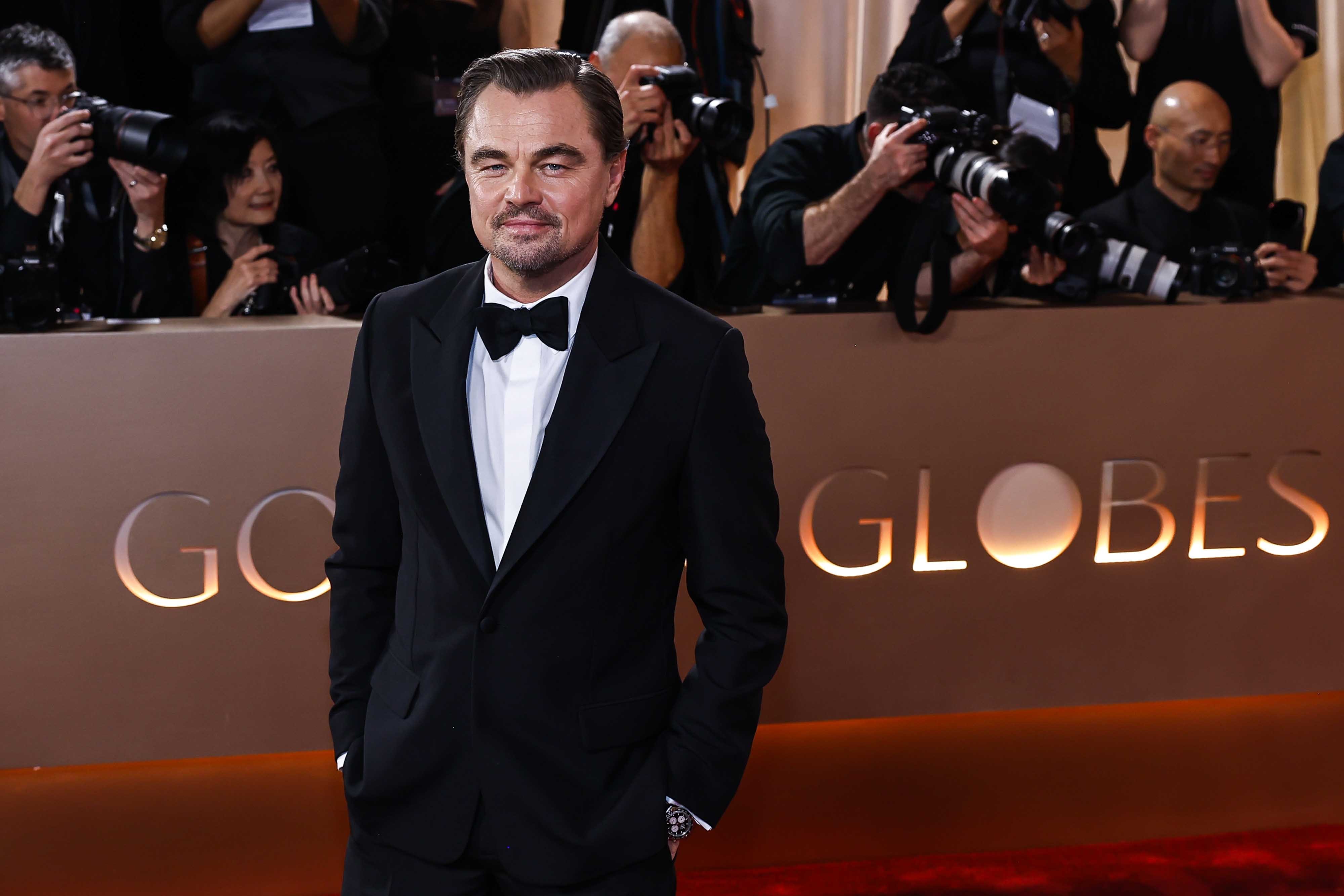 DiCaprio güvenliğe takıldı! Ödül töreninde yerine dönemedi