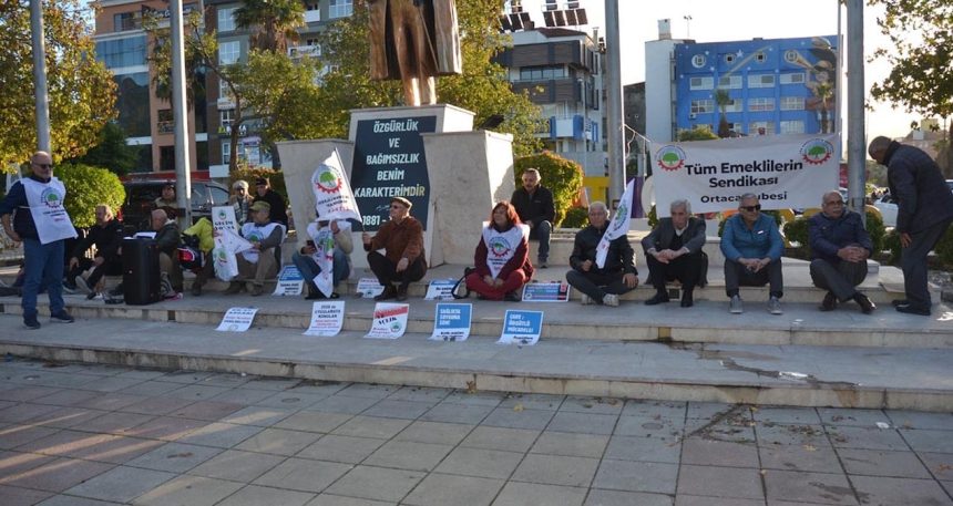 Emekliler zamma karşı meydanda: “Geçinemiyoruz”