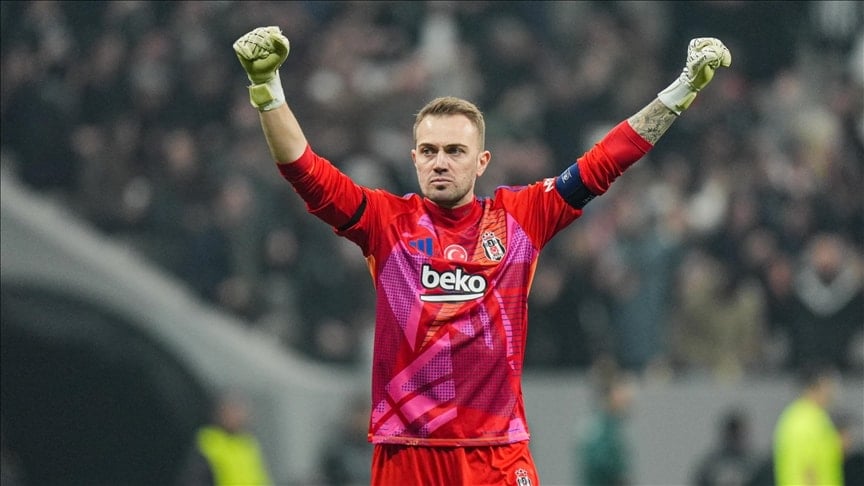 Fenerbahçe, Beşiktaşlı yıldızla 2.5 yıllık anlaşma sağladı 2 Fenerbahçe, Beşiktaşlı yıldızla 2.5 yıllık anlaşma sağladı