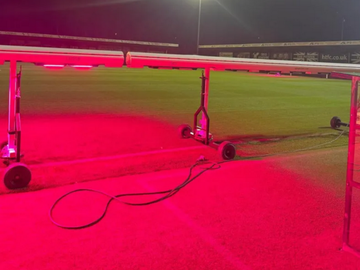 Gören bir daha baktı: Gökyüzü pespembe oldu, kimse sebebini tahmin edemedi 2 Gören bir daha baktı: Gökyüzü pespembe oldu, kimse sebebini tahmin edemedi