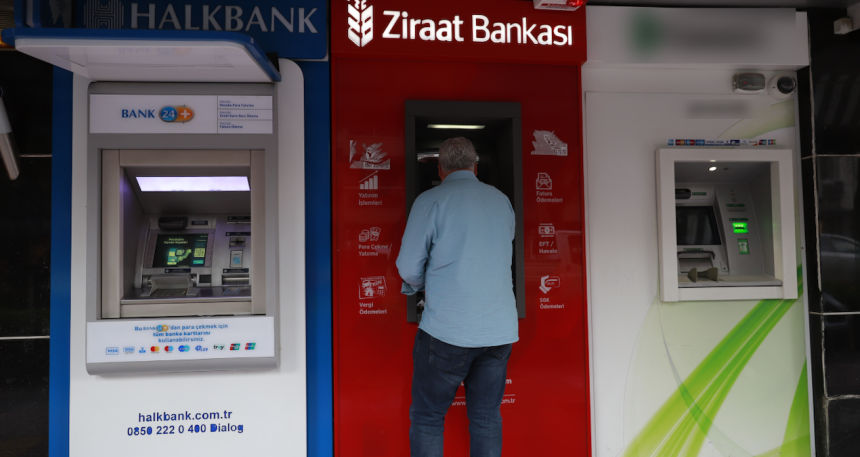 Her köşe başında şubesi bulunan 3 banka birleşiyor: Artık tek banka olacaklar