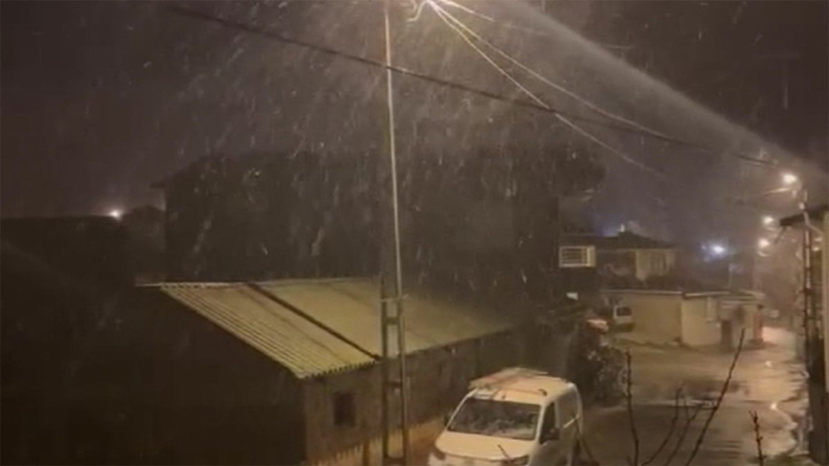 İstanbul'un bu ilçelerinde kar yağışı başladı