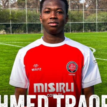 karagumruk-ahmed-traore-ile-imzaladi-7FPfjrNK.jpg Karagümrük, Ahmed Traore ile imzaladı