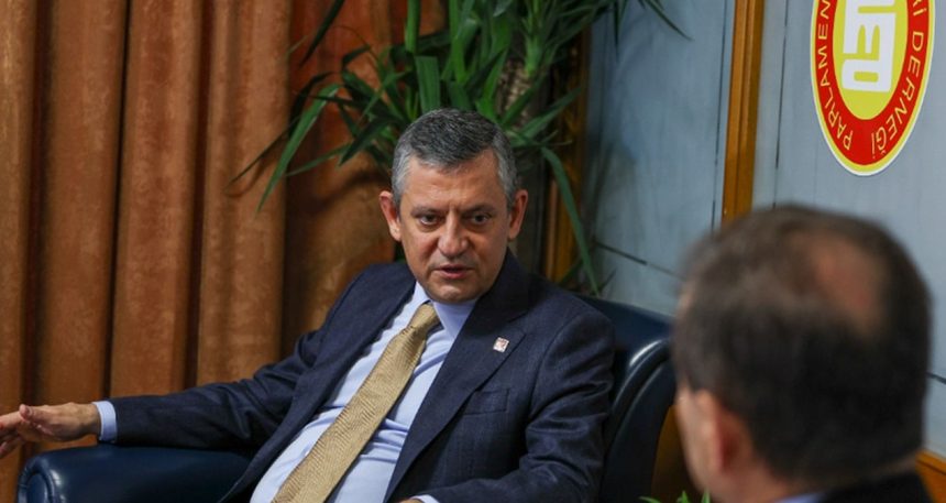 ozgur-ozelden-uyusturucu-ve-sike-operasyonlari-aciklamasi-2x7mFwTa.jpg Özgür Özel’den uyuşturucu ve şike operasyonları açıklaması