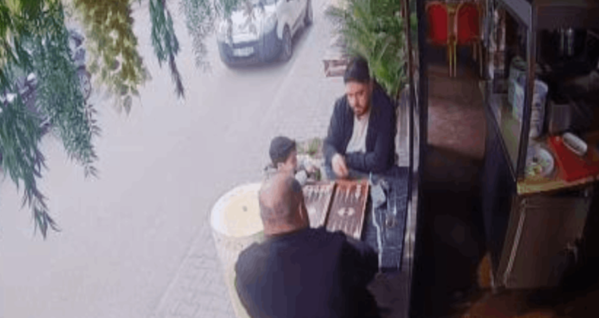 Restorandaki klima patladı: O anlar kamerada