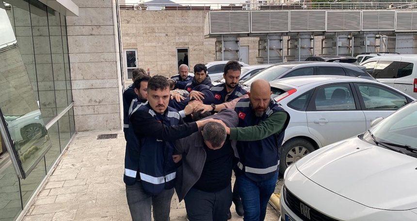 tehdit-edip-dovduler-200-bin-lirasini-aldilar-iQhjgCUq.jpg Tehdit edip dövdüler, 200 Bin lirasını aldılar