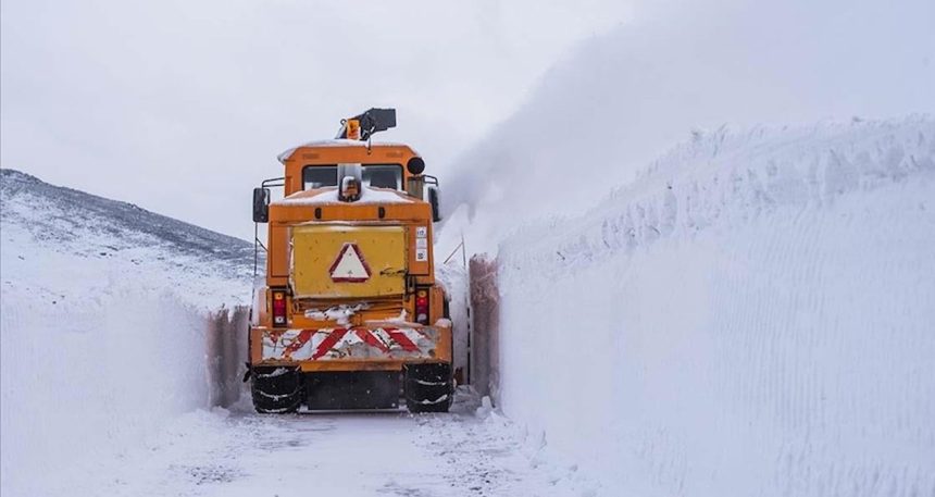 Tunceli’de bazı yollar ulaşıma kapatıldı