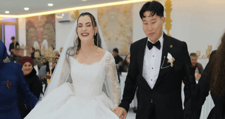 yeong-jun-kim-rizeye-damat-geldi-melisayla-evlendi-1nOEdbbQ.jpg Yeong Jun Kim Rize’ye damat geldi: Melisa’yla evlendi